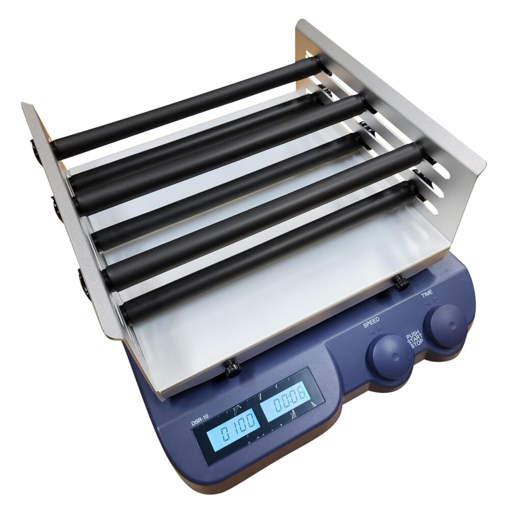 digital orbital shaker with platform for laboratory sample mixing